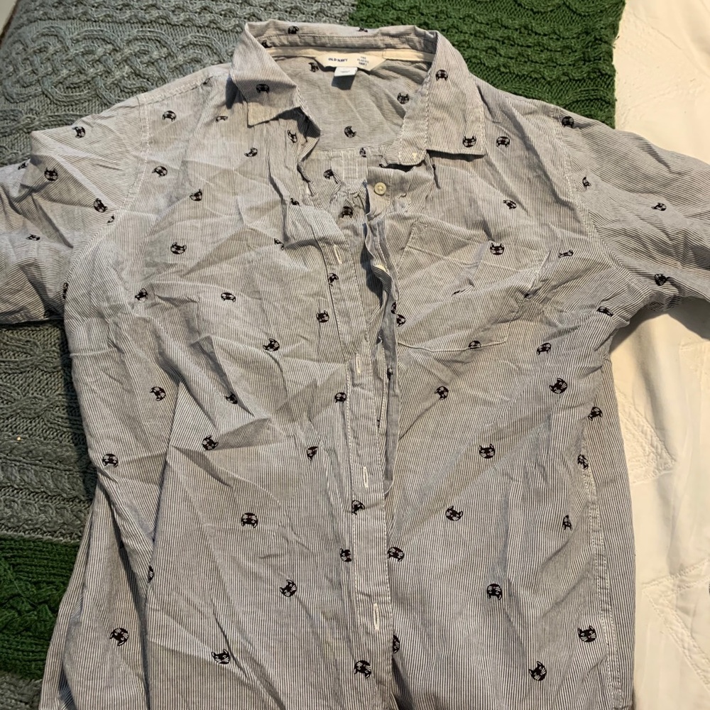 Old Navy button up collared shirt
